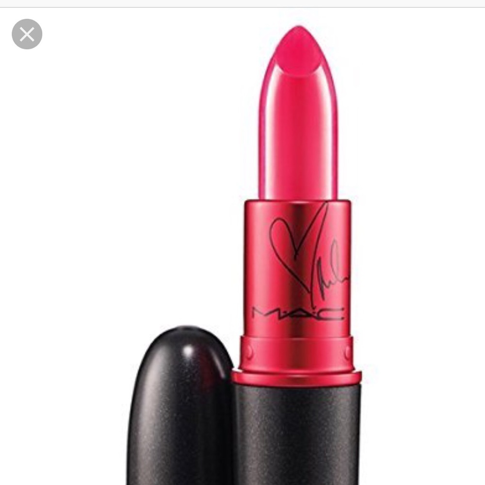 MAC Cosmetics- Viva Glam Miley Cyrus